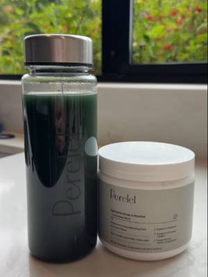 Greens, prebiotics, and probiotics in one scoop. 💚 Our Synbiotic Greens Powder is an easy way to support your gut health every day, and it's pregnancy-safe. ✨