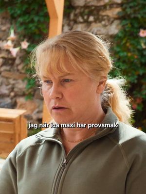 och så låtsas man alltid att man ska köpa det dom bjuder på 👀 #jemapelleagneta #netflixsverige