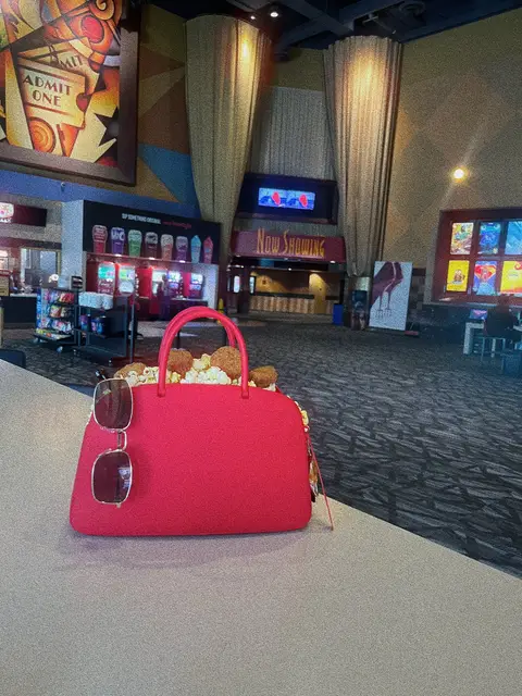 we’re sat for the devil wears prada 2 and you know we had to top the exclusive @AMC Theatres bag with this season’s hottest accessory: ✨nuggets ✨ #thedevilwearsprada #movierecommendation #amctheaters #OOTD #fitcheck 