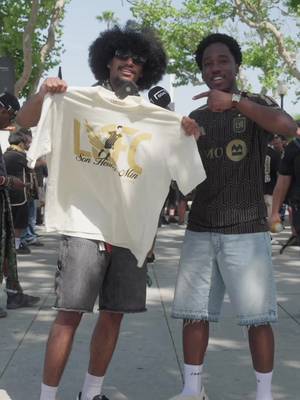 LA is known for its love of the beautiful game, and the supporters at LAFC never disappoint. The fans showed that getting Matchday Ready means bringing their cleanest fits thanks to @Tide Laundry 💯