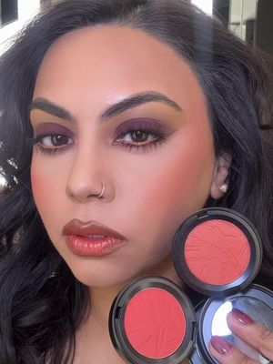 Matte Vs. radiant? In the new MAC #colourstruckblush 🍑 #maccosmetics #maccosmeticscanada #maccreator #macblushes @M·A·C Cosmetics Canada @M·A·C Cosmetics @M.A.C Cosmetics Store 