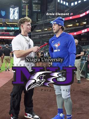 The Blue Jays have some awesome underdog stories🔥⚾️ This is proof that you don’t need to go to top baseball powerhouse schools or be a high draft pick to make it to MLB💯 It’s so cool to hear how different all these guys’ paths were to the big leagues because they all ended up in the same spot😈 The Blue Jays World Series run last year was incredible and I had no idea about some of these guys come-up stories🦾 Do you think the Jays can make it back to the World Series this year?👀 #collegebaseball #littleleague #baseball #MLB #bluejays 