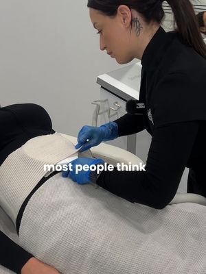 Not all muscle activation comes from workouts 💭⁠ ⁠ If you’re training consistently but certain areas still aren’t engaging properly, this is where we look next 💬⁠ ⁠ StimSure is designed to support muscle activation and strengthening using high-intensity electromagnetic energy — creating powerful, targeted contractions that help engage muscles more effectively.⁠ Book via link in bio 🔗  #stimsure #workouttips #musclestimulation #abworkout #gluteworkout 