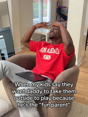 ……Off to go dilly dally now :) #relatableparenting #parentsoftiktok #husbandwifecomedy #husbandwifehumor #parenthumor #funnymoments #marriagehumor #relatablememes #relatablemom 
