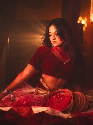 📸Seeing the final work, every bit of effort is worth it. From Richa Shahi @richashahii — wonderful portrait work created through 12 hours of solo dedication. 💡Lighting using the Nanlite FC-120B and MixWand 18II, with extensive experimentation in angles and lighting throughout the process. #nanlite #fc120b #mixwand #portrait #photography