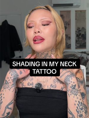 I’ve been thinking of shading in my neck tattoo over the past couple of months and wanted to see what it would look like — let me know what you think ! @makeupforever artist pencil (iron gray, total midnight, all around white, boundless bisque) @urbandecaycosmetics eye pencil (hemp milk, caffeinated)  @thesaem.official concealer pencil in clear beige  @viseart dark mattes palette  #avantgardemakeup #necktattoo #creativemakeup