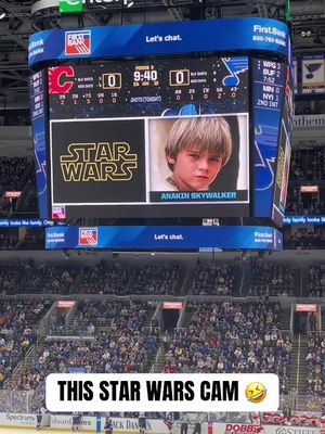 Star Wars fan cam 🤣 (🎥:@Sowers_Steve) #starwars #NHL 