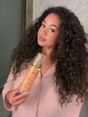 #SheaMoisturePartner @SheaMoisture SAVED the day with their Coconut & Hibiscus Frizz-Free Curl Mousse because these results speak for themselves!! Get Walmart Cash when you purchase this Mousse at @Walmart and Walmart.com starting May 4th!