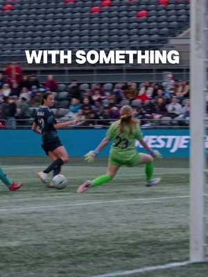 love love LOVE a Flo goal
