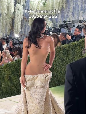 King Kylie aka #KylieJenner arrives at the #MetGala. 