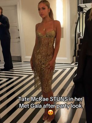 You know how the saying goes… can’t spell Tate without ATE! #tatemcrae #metgala 