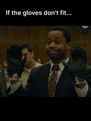 The most famous glove fitting in history #AmericanCrimeStory