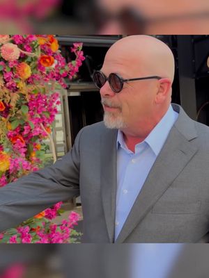 Rick Harrison is schooling TMZ DC on how much items in the People's House is worth. We threw out some White House memorabilia, and got his take on how much it would fetch. 🤔