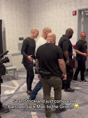 Sean Strickland has jokes for Barstool own @Jack Mac 😂 @Spinnin Backfist #UFC #mma 
