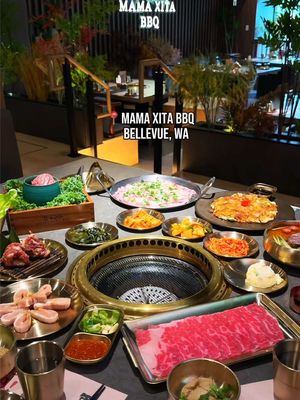 Chinese Korean BBQ 📍 Mama Xita BBQ 🔥 ⁣⁣ ⁣⁣ Mama Xita BBQ just opened up in Bellevue, WA. This popular chain originated from the Xita district in China and this is their first U.S. location. There were combo sets that you can choose from but we chose to do a la carte. From premium cuts of meats to all the Korean dishes we all know and love, everything is beautifully presented for a more elevated BBQ experience. The staff does all the grilling so you can just focus on the food and vibes. Come check out this delicious experience and sign up for their Chubby Club membership for extra discount and perks.⁣⁣ #bbq #bellevuewa #newrestaurant #wagyu 