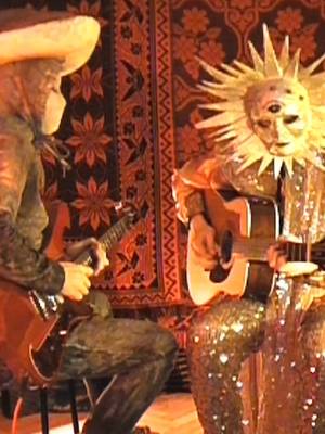 <GOLDEN_BROWN_DUET.AVI> You asked for this one a lot 🍄🌞 #guitar #sun #mushroomcore #vhs #nostalgic 