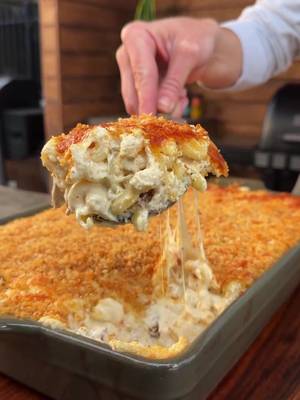 Get ready for some good eats this #TraegerDay with our Pepper Jack Brisket Mac & Cheese — extra on the creamy. 🔥 Looking for something to feed a crowd? This is it. Perfect for your Traeger Day party. Because mac & cheese always goes the distance. Make sure your post your cooks using #TraegerDay. Let’s rock the BBQ world. #Traeger #TraegerGrills #Traegerhood #TraegerDay