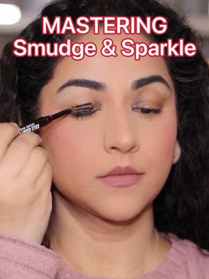 Eyeshadow done easy! Smudge and sparkle! #makeuptutorial #makeupartist #makeup #makeuptransformation #eyemakeuptutorial 