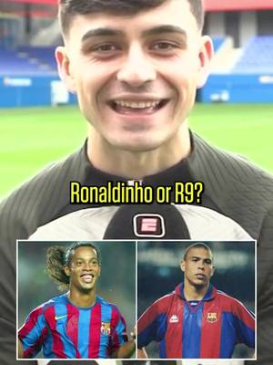 RONALDINHO OU RONALDO? 👀🤯 O Pedri escolheu quem ele prefere entre jogadores históricos do Barcelona! #ElClasicoNaESPN 📺 Não perca NADA de Barcelona x Real Madrid, neste domingo (10), às 16h (de Brasília), AO VIVO e COM IMAGENS pelo Plano Premium do #DisneyPlus (via @espnfc) #Barcelona #Pedri