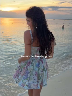 Our last night outfits 🏝️ #motherdaughter #caymanislands #beachvibes #outfitinspo 