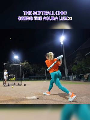 Simply put, the ASURA Lux can’t be beat.😌  🎥: @The Softball Chic  #softball #fastpitch #asura #homerun #Lux 