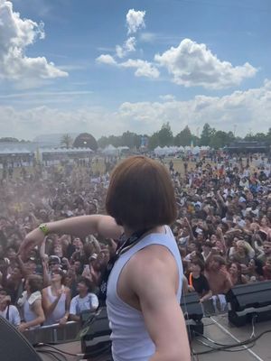 ROLLING LOUD YALL WAS TURNT I LOVE U my tape drop same day as drake #hairdone #orlando 