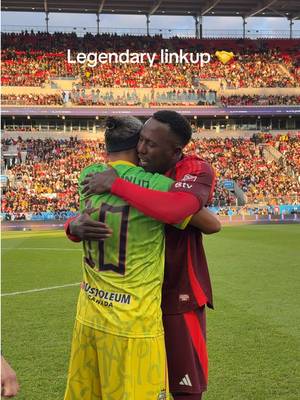 who else had Jozy Altidore and #ronaldinho sharing the pitch on their 2026 bingo card? 