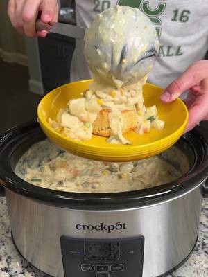 Crockpot Chicken Pot Pie 🥧 #EasyRecipe #cooking #DinnerIdeas 