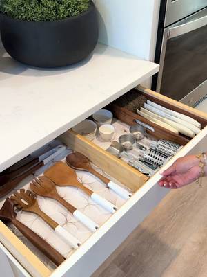A little kitchen organization makes me happy!! 😍 Everything I used here is available on my Amzn storefront!! (🔗 in bio) ❤️❤️