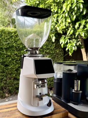 definition of “smallest” may vary 😅 #barista #espresso #coffee 