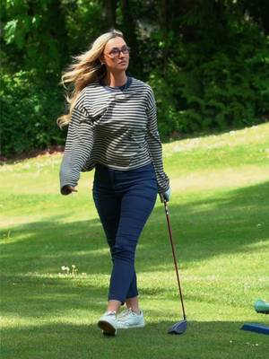 chill golf at home > #golf #fypシ 