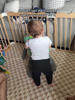 bro be dropping the sickest beats tho 🤙🏻 #babydj #babyrave #funnybaby #dancingbaby #fisherpricedjtable 