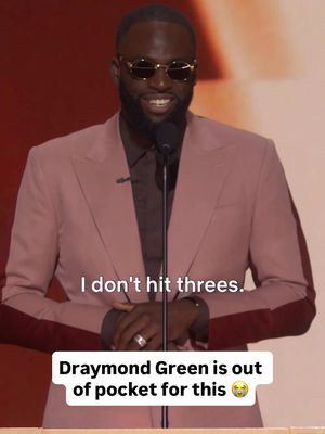 “I never have, and never will, smash Chelsea Handler. I’m Draymond Green. I don’t hit threes.” 😭 #KevinHartRoast #draymondgreen #NBA #goldenstatewarriors 