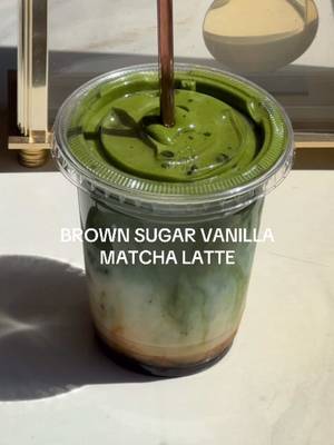 brown sugar vanilla matcha latte 🪐✨🍵 recipe: 〰️1tsp vanilla extract 〰️2tsp brown sugar syrup 〰️ice 〰️1/2cup milk 〰️2tsp matcha latte + 50ml hot water  #matcha #homecafe #matchalatte #matcharecipe 