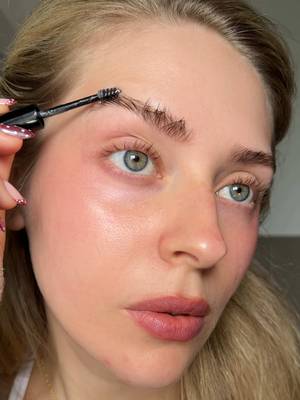 ad. no makeup VS also ‘no makeup’ in the eyes of men 😝💄  products i used:  @pradabeauty lip balm in U000 universal  @Benefit Cosmetics UK benetint in ‘dark cherry’  @rhode skin glazing milk  @Kiehlsuki ultra facial  meltdown recovery cream  @nyxcosmetics_uk the brow glue  @Armani beauty luminous silk concealer in shade 2  @lancome.official teint idole ultra wear foundation stick in 01  @urban decay all nighter setting spray natural finish  @YSL Beauty make me blush in ‘honeymoon’  @L'Oréal Paris UK extentionist mascara in black  @Lancôme juicy treat lip oil in shade 12 cherrylicious #makeup #naturalmakeup #MakeupRoutine #beautytips #reletable asmr