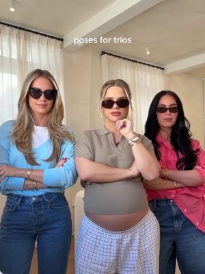 when the duo becomes a trio 🤪 Sophia & Cinzia are on this week's @Working Hard Podcast 🎙️
