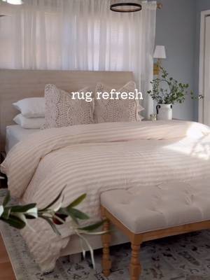 The best bedroom refresh! 📸 @shelbyverahome Rug: Lisa — Taupe/Multi #washablerug #homedecor #madefortogether