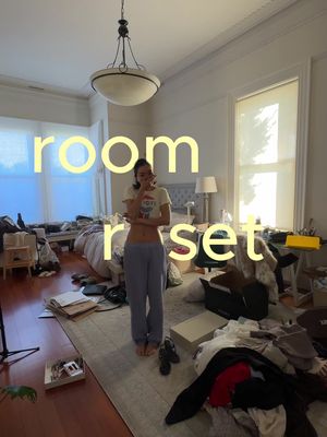 it’s concerning that this state of mess is a weekly occurrence but at least it makes the cleanup extra satisfying ⭐️ #RoomTour #reset 