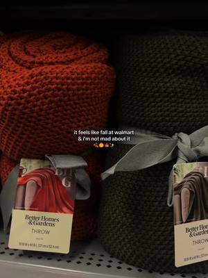 it feels like fall at walmart and i am not mad about it 🎃🍁✨🍂 • i also need that bedding in purple to fulfill my twilight dreams 💜✨ • • • • @Walmart  #autumnaesthetic #fallshopping #fallaesthetics #autumnvibes #falltok 