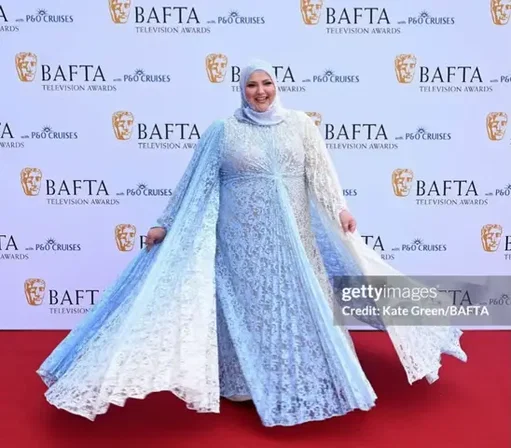 👗 Georgia Hardinge 💄 TheMakeUpLady Stylist - Krishan Parmar 📸 Noorunisa #BAFTATVAwards with @P&O Cruises 