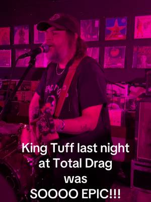 King Tuff was incredible at Total Drag last night. Here’s a little bit of “Stairway to Nowhere”. Loooove that bassline 🔥🔥🔥 #kingtuff #stairwaytonowhere #totaldrag 