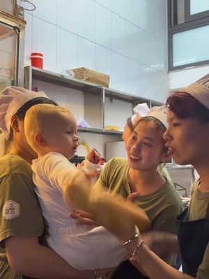 The boss approves 🥖  #banhmi #hanoi #travelbaby #fyp 