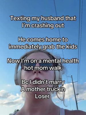 No losers here! My husband not only supports my goals, walks along me but also recognizes when I need a break, don’t marry losers guys #nolosers #didntmarryaloser #hotmomwalk 