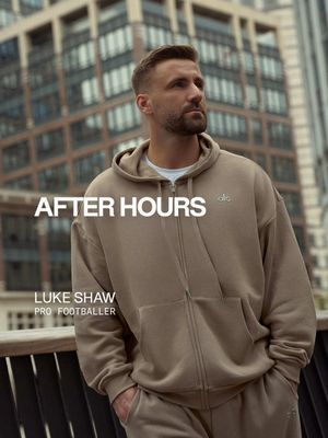 when away from the pitch, @Luke Shaw finds solace in padel and spending time with family. recovery is part of the performance plan—the real work starts after hours. #alo #lukeshaw #football #Soccer 