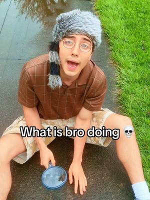 C’mon get off the sidewalk man! @Declan Colbert #gurgle #skit #sidewalk #ants #funny