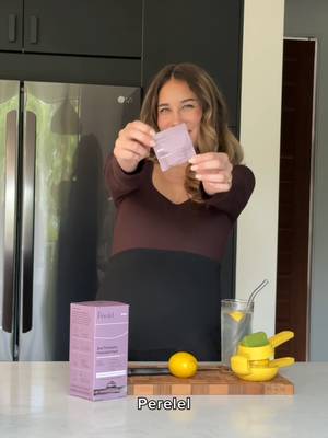 35 week morning routine:  3rd trimester pack for stage-specific nutrients + triple protein to support the extra 25g daily protein you need right now 🍈✨