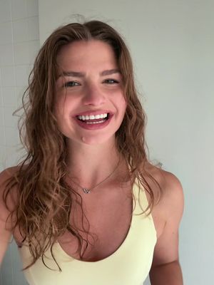 she loves dancing and singing in the shower 😅