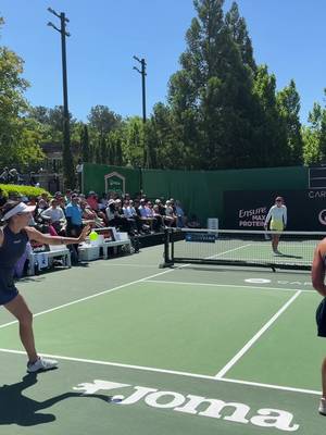 Lob serve -> defense -> point ✅  #pickleball #propickleball #ppatour #pickleballpoints #pickleballpoints 