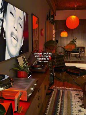 these vibes all summer long 💭 #apartmentaesthetic #midcenturymodern #foryou #interiordesign #boyandgirlapartment apartmenttherapy couplehome loftdecor nycapartment coupleapartment dayvsnight midcentury midcenturymodern loftapartment hisandherapartment moodlighting livingroominspo interiordesign loftapartmentvibes apartmenttour