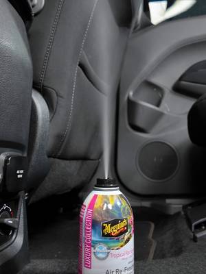 Is your interior smelling less than fresh? Whole Car Air Refresher Tropical Rainforest Scent is the perfect way to fight bad and unwanted odors while replacing them with a luxurious scent reminiscent of mango, lotus, and tonka! #meguiars #airrefresher #interiorrefresh #ReflectYourPassion